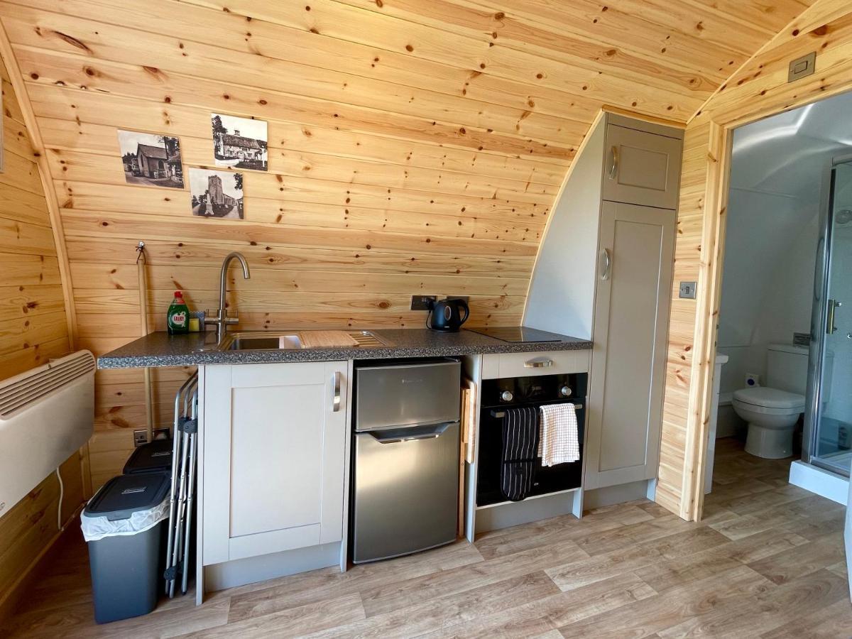 Waterpump Pod For 2 Adults With Ensuite In The Suffolk Countryside Badingham Exterior foto