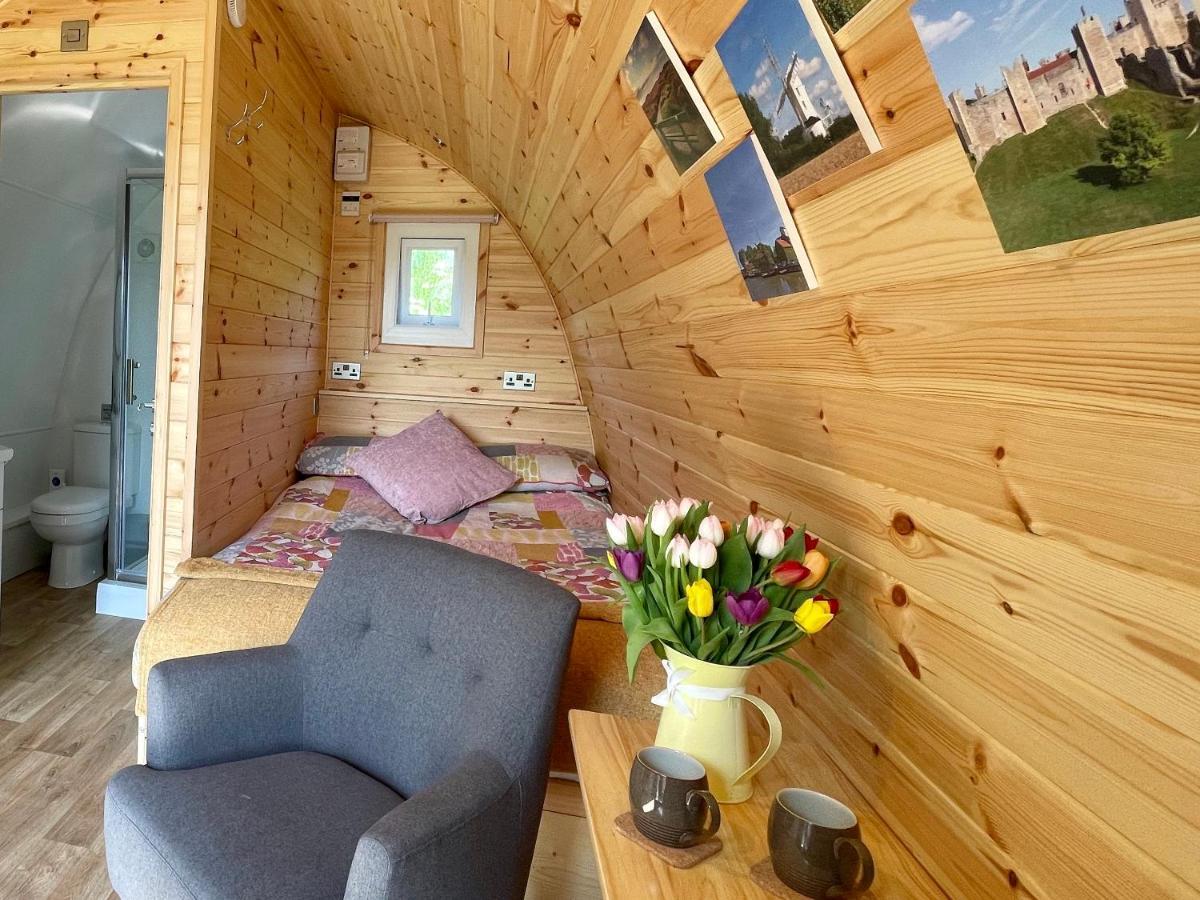 Waterpump Pod For 2 Adults With Ensuite In The Suffolk Countryside Badingham Exterior foto