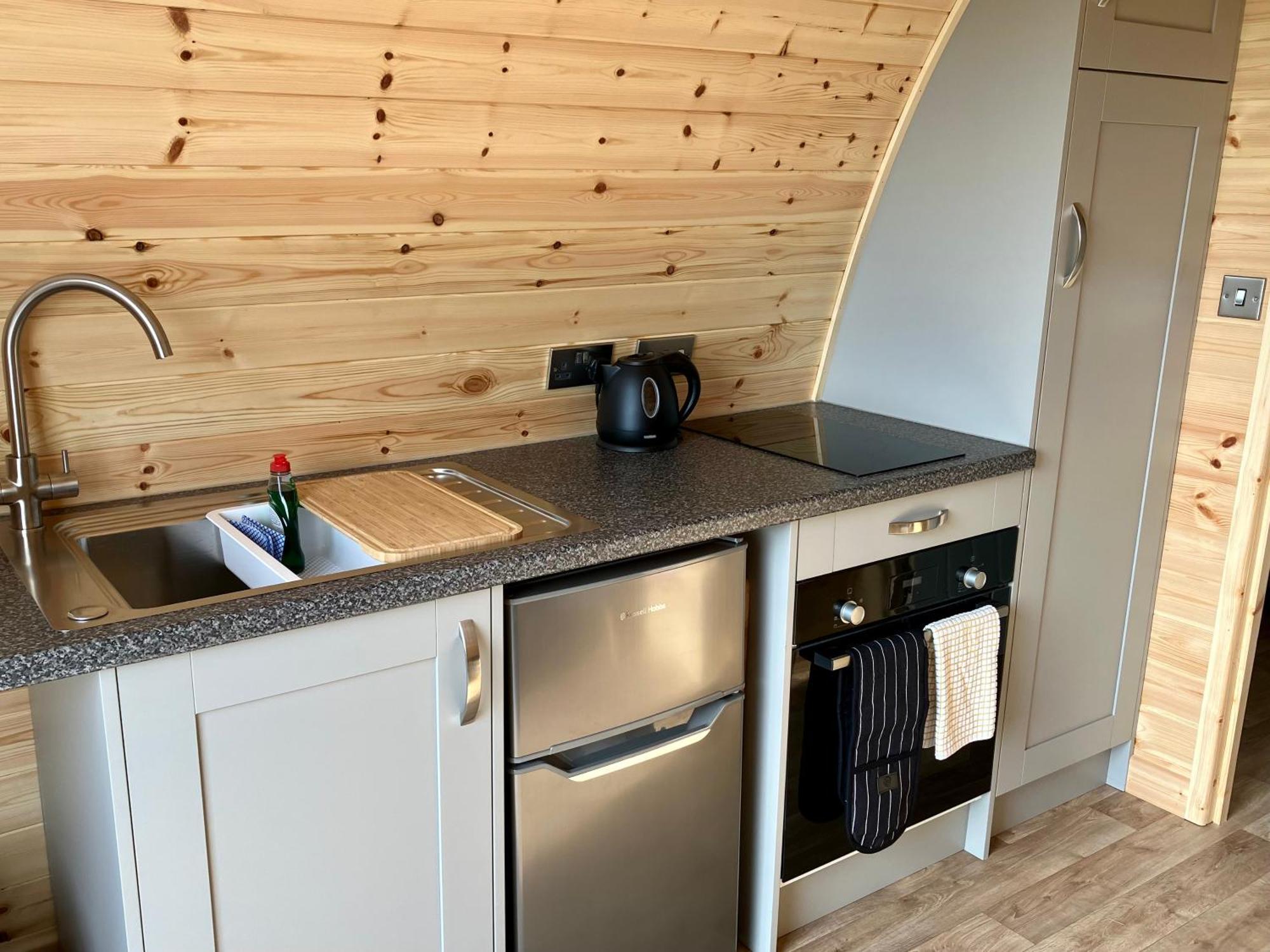 Waterpump Pod For 2 Adults With Ensuite In The Suffolk Countryside Badingham Exterior foto